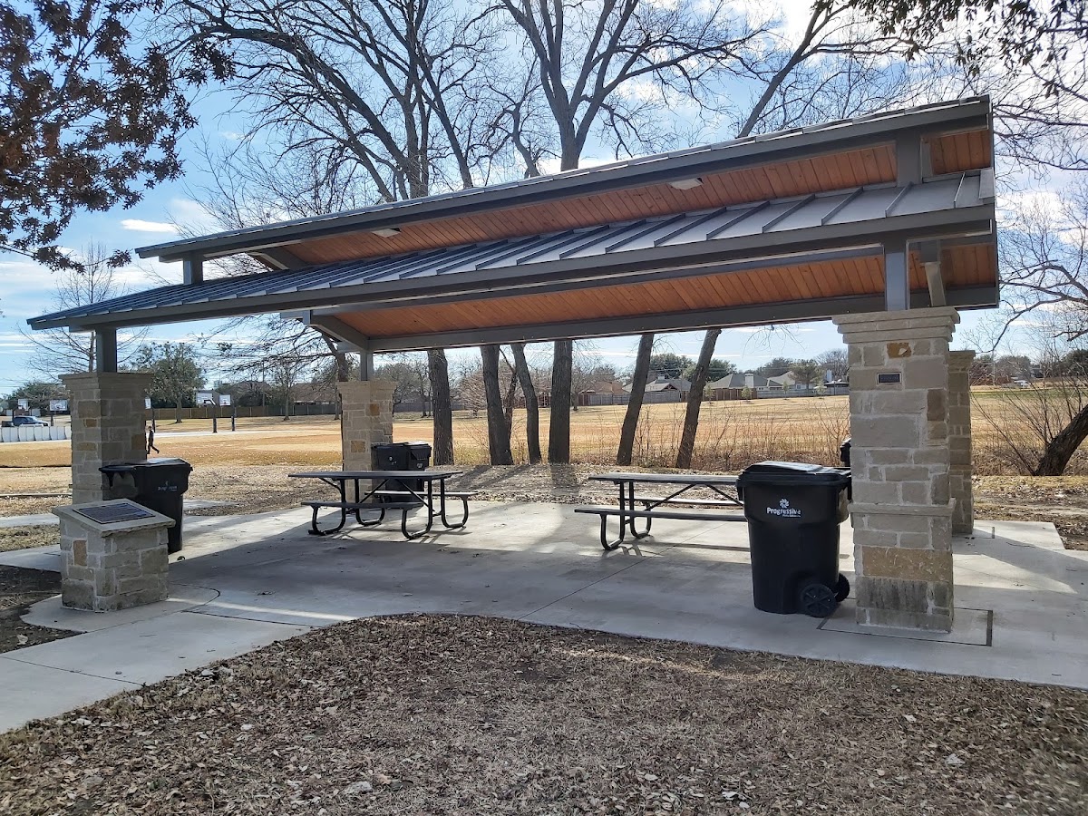 Bicentennial Park - Photo 2
