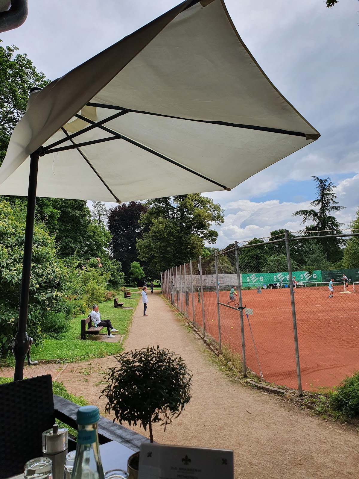 Biebricher Tennis Club Grün-Weiss Wiesbaden e.V. 1925 - Photo 2