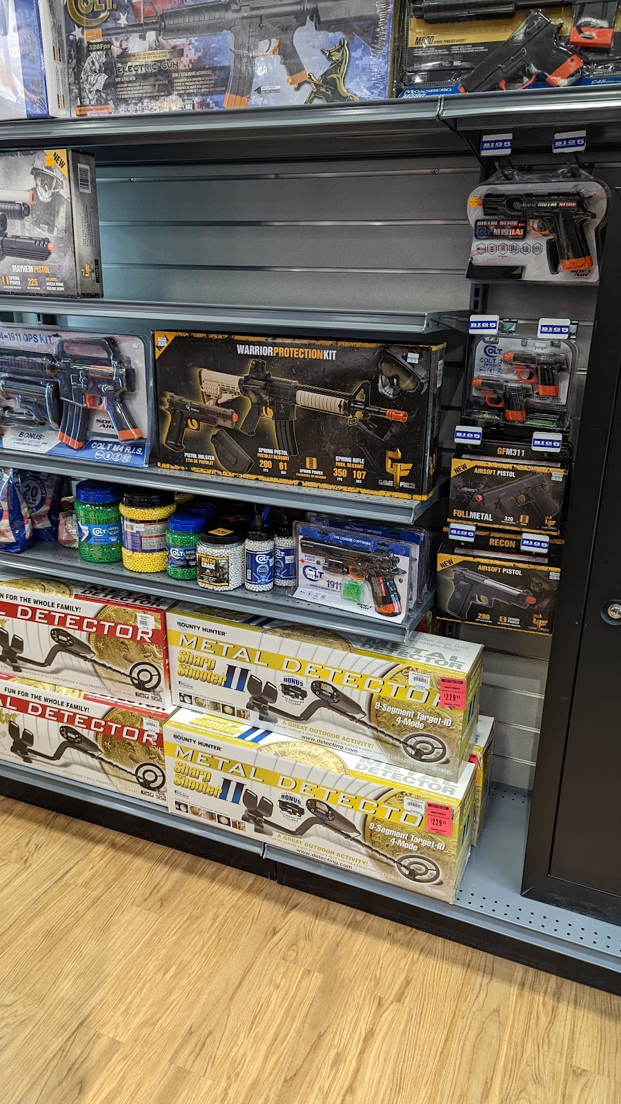 Big 5 Sporting Goods - Photo 3