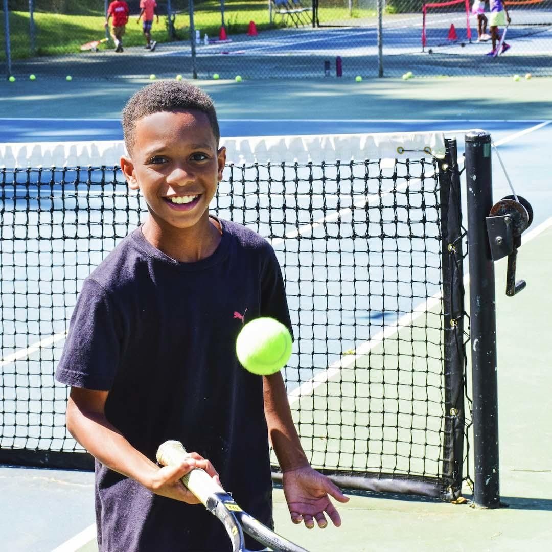 Bitsy Grant Tennis Center - Photo 3