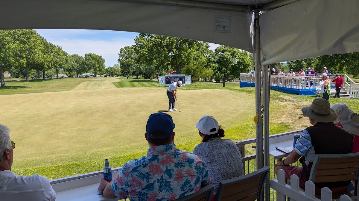 Blue Hills Country Club - Photo 2