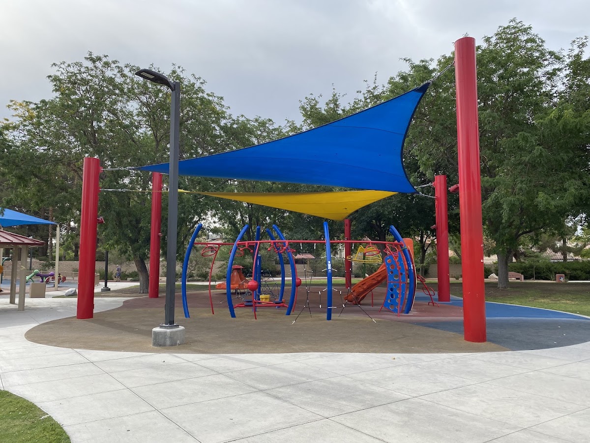 Bob Baskin Park Pickleball Court - Photo 1