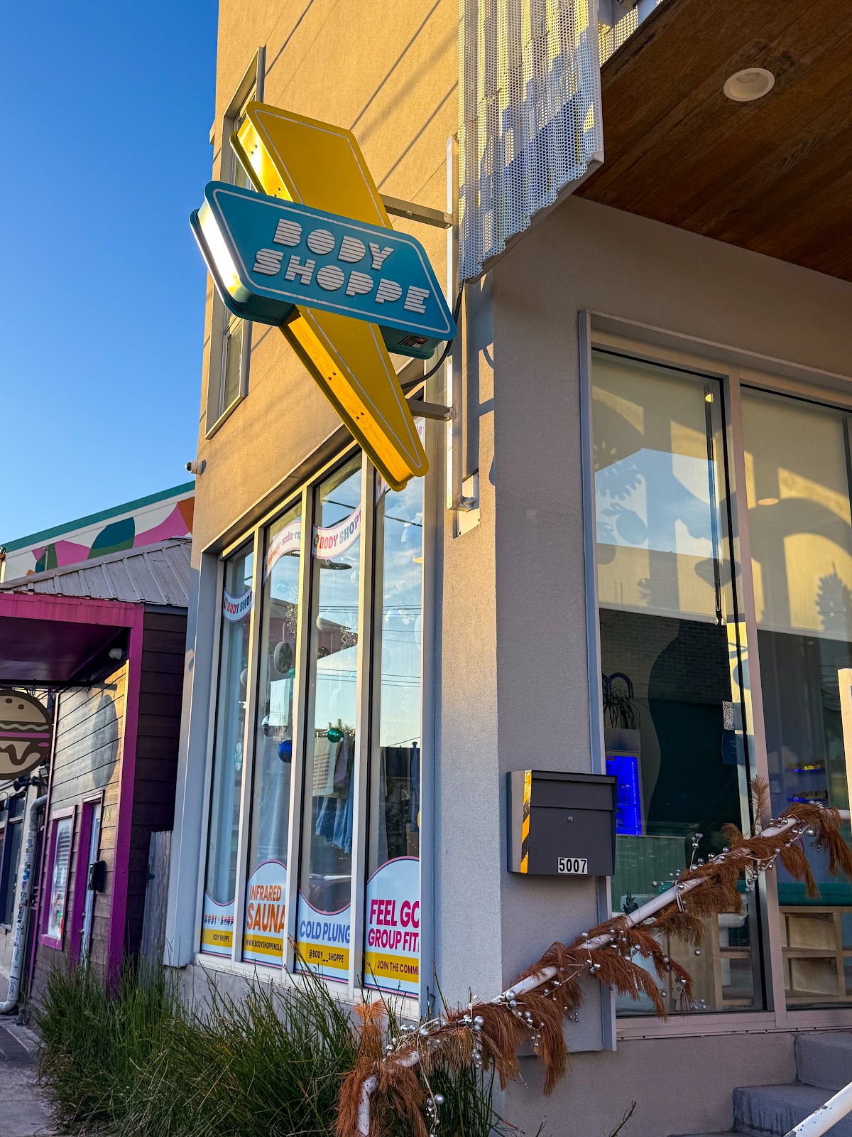 Body Shoppe - Photo 3