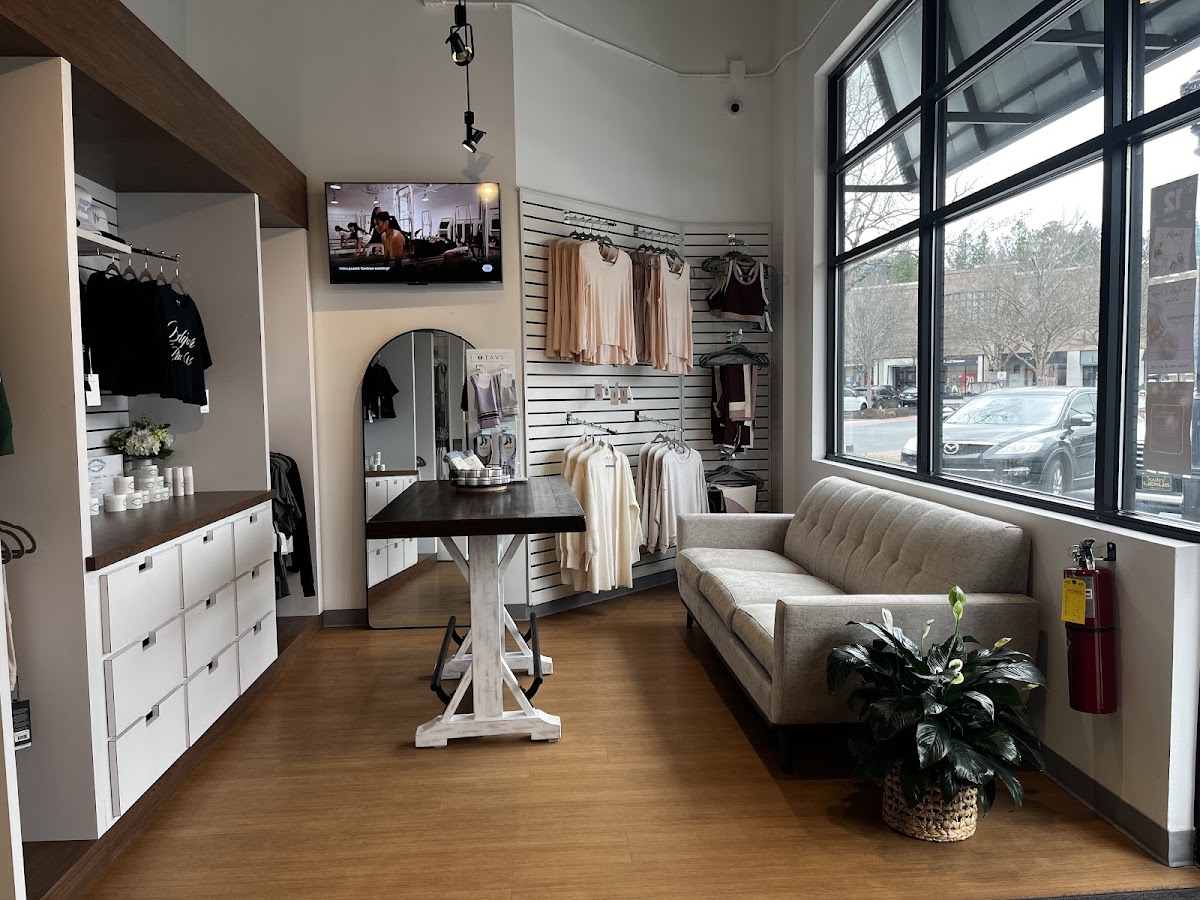BODYBAR Pilates - The Avenue West Cobb - Photo 3