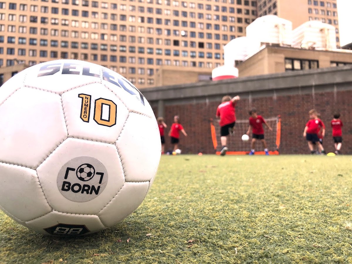 Born Kickers Soccer School - Photo 2