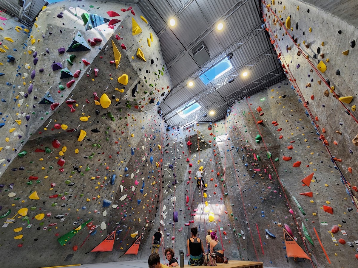 Boulder Rock Club - Photo 1