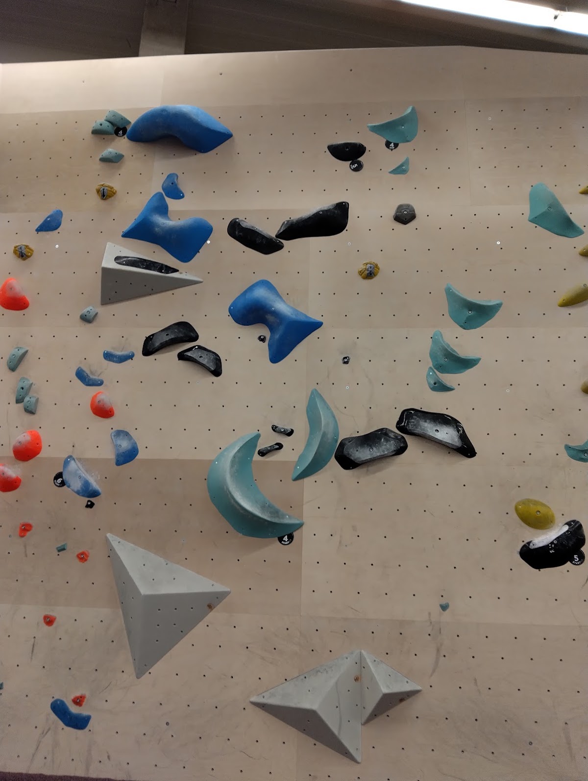 Boulderhalle einstein - Photo 3