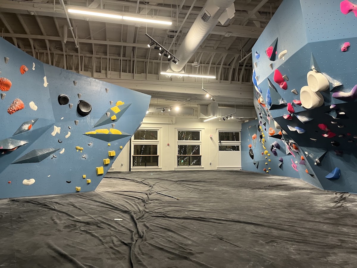 Bouldering Project - U District - Photo 2