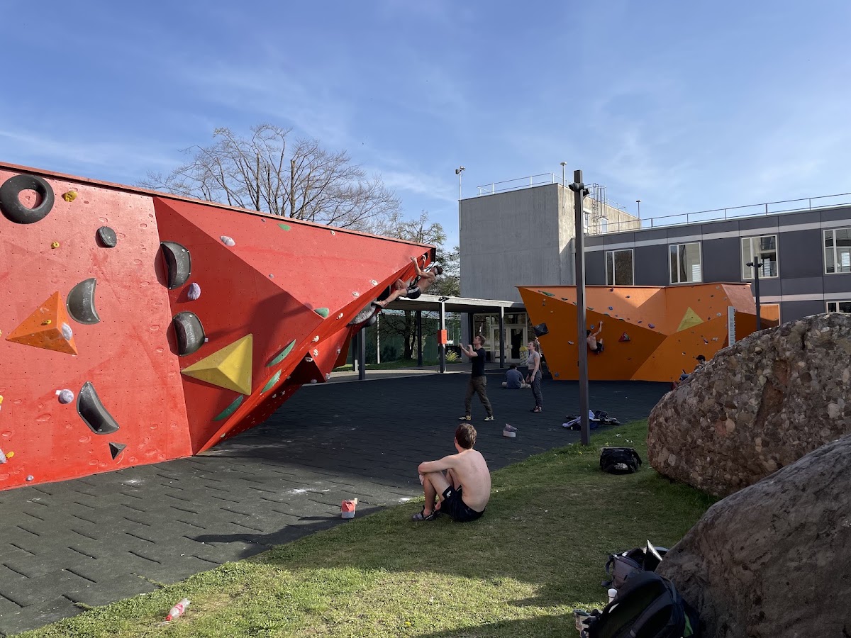 Bouldering wall (only ETH and ASVZ) - Photo 1