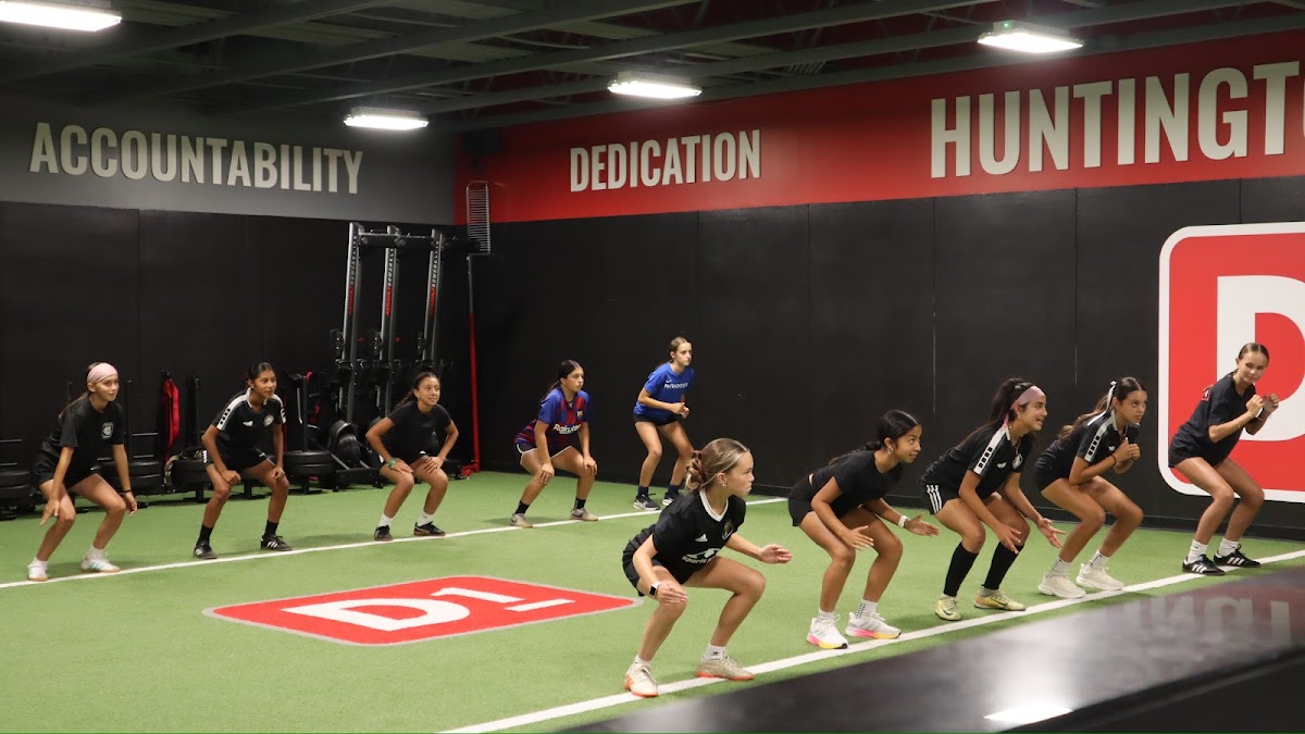 Br Elite soccer training in Newport & Huntington Beach - Photo 3