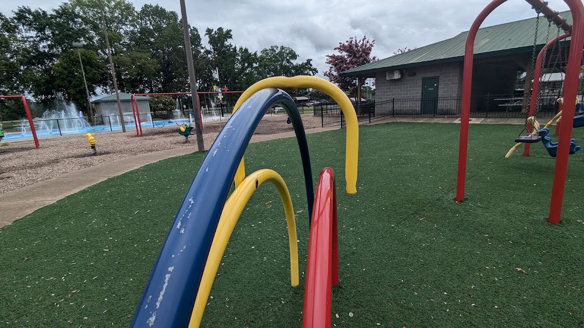 Brahan Spring Recreation Center - Photo 3