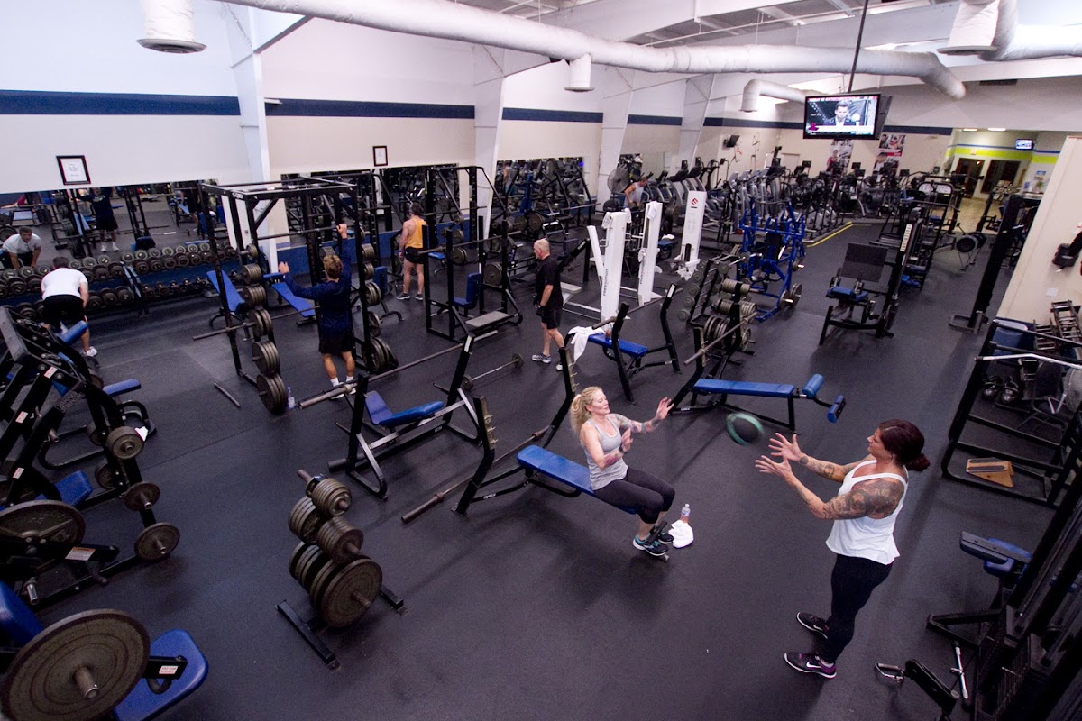 Breakthrough Fitness Center - Photo 2