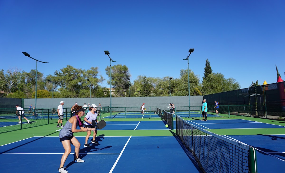 Broadstone Sports Club - Photo 2