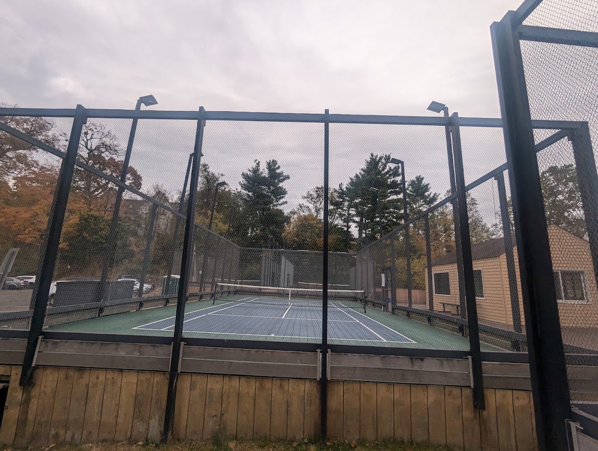 Bronxville Village Paddle Courts - Photo 1
