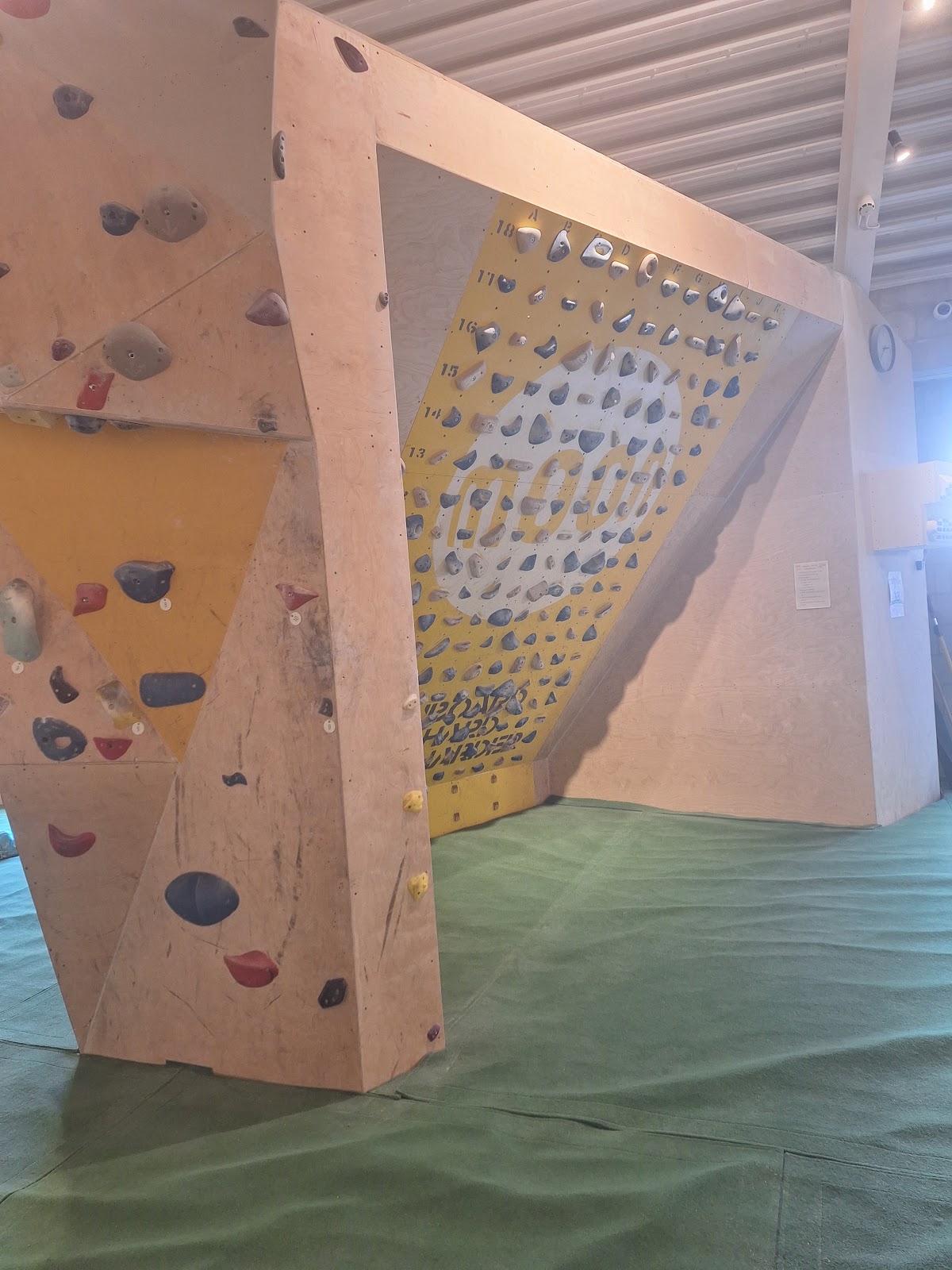 Broomhill Climbing Works - Photo 3