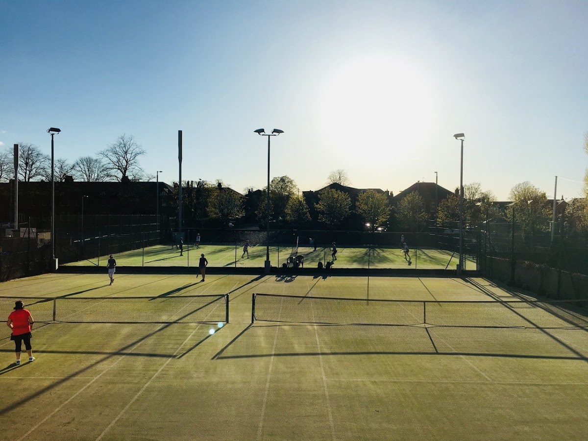 Broomhill Lawn Tennis & Squash Club