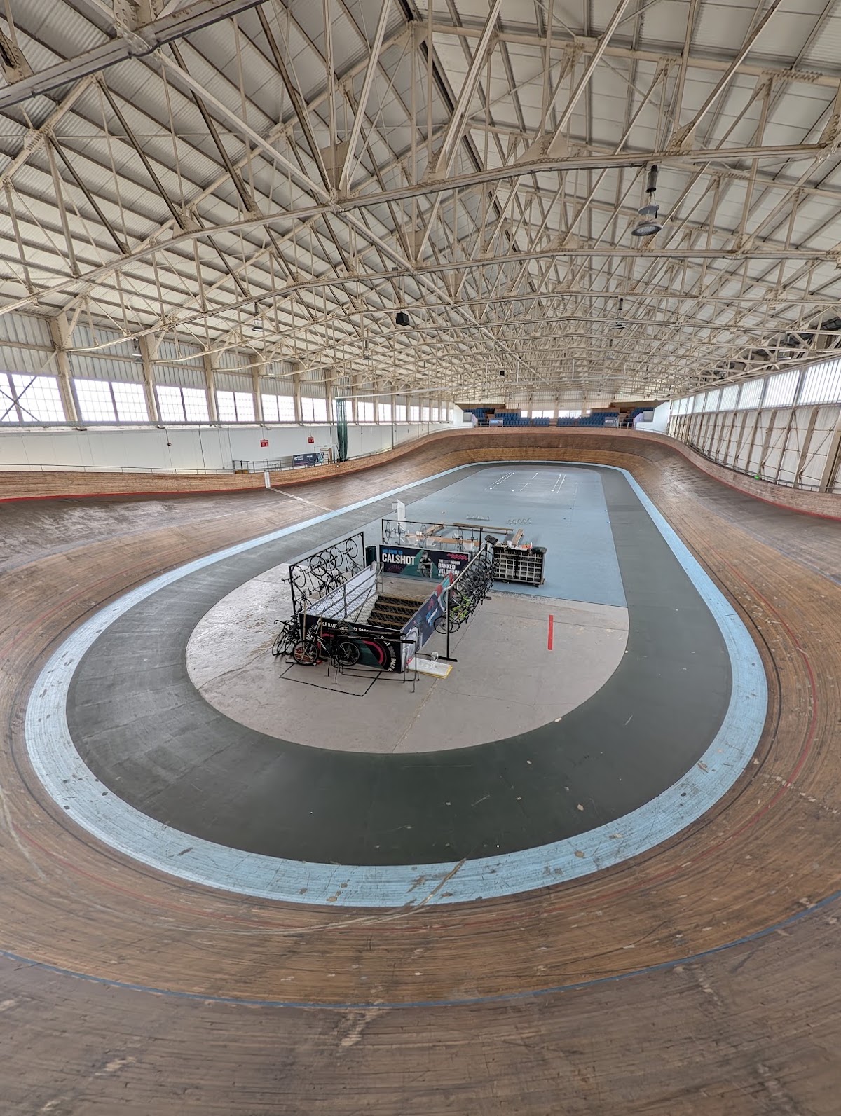 Calshot Activities Centre – Climb, Cycle, Ski, Watersports - Photo 2