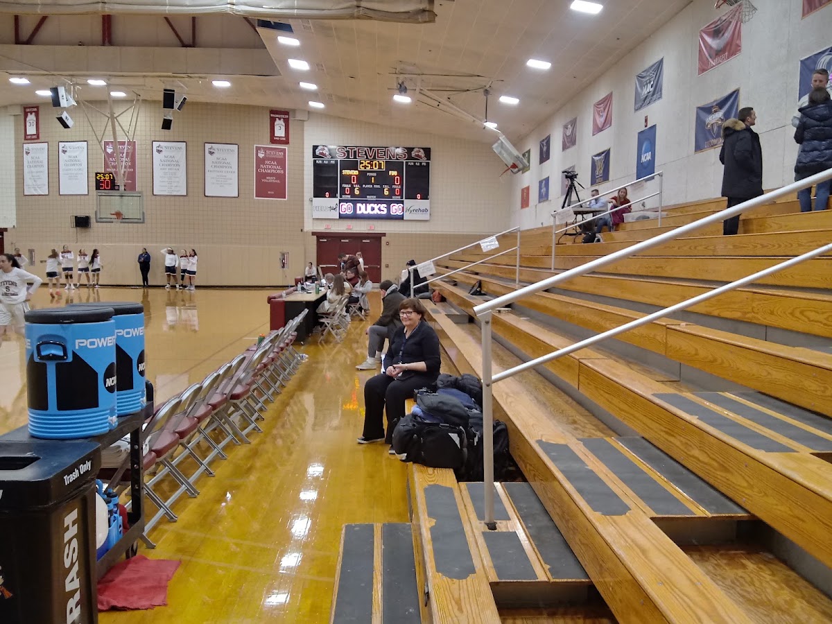 Canavan Arena - Photo 3