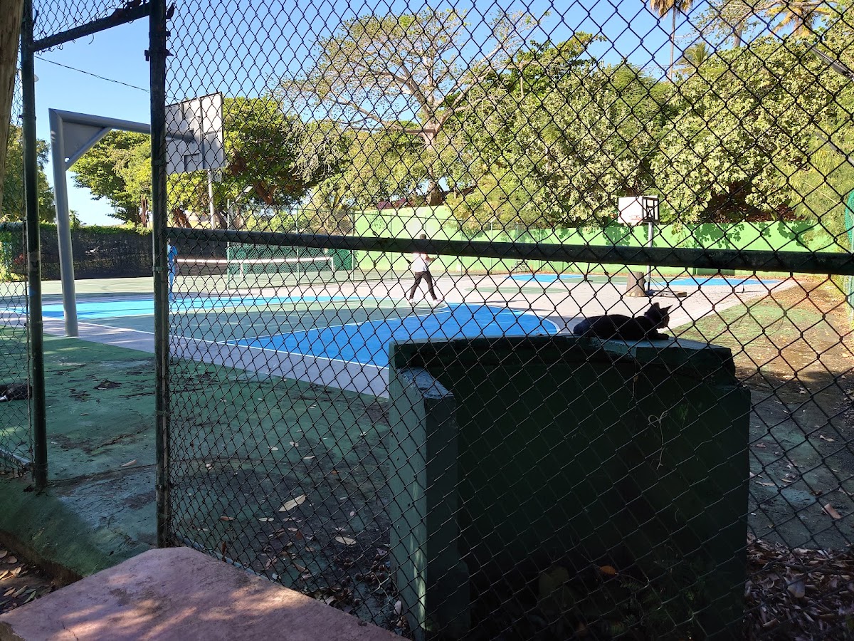 Cancha Tenis Viejo San Juan - Photo 1