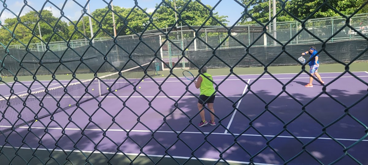 Canchas de Tenis del Parque Barbosa - Photo 1
