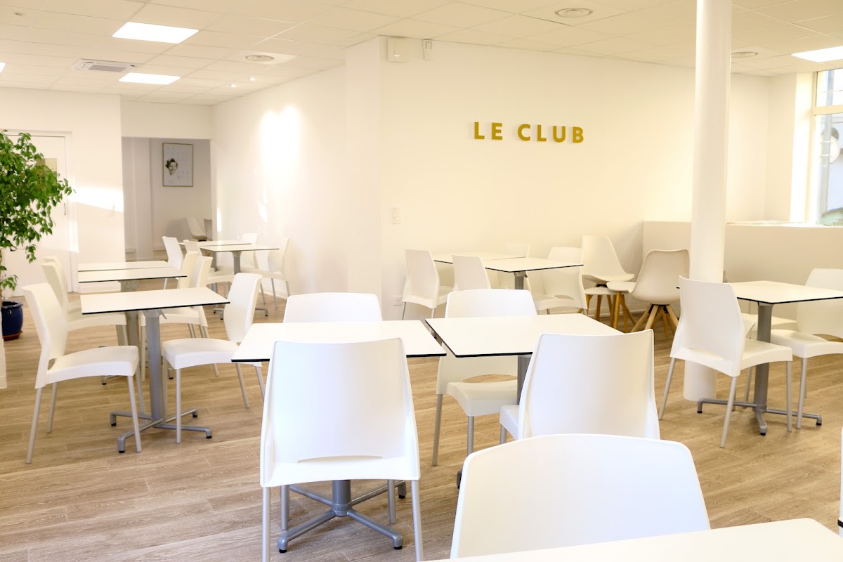Cannes Seniors Le Club - Photo 1