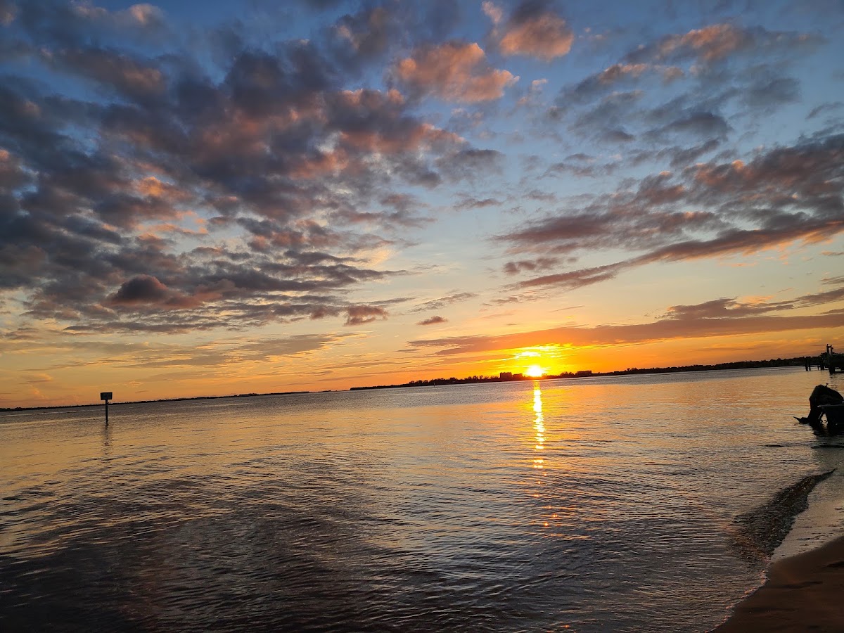 Cape Coral Yacht & Racquet - Photo 1