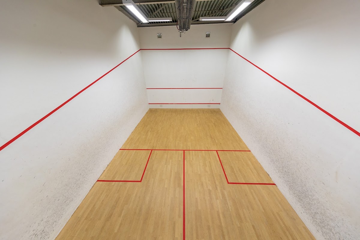 Cardiff Met Squash Courts - Photo 2