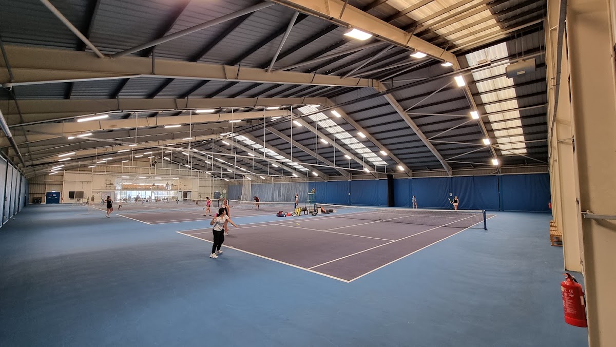 Cardiff Met Tennis Centre - Photo 3