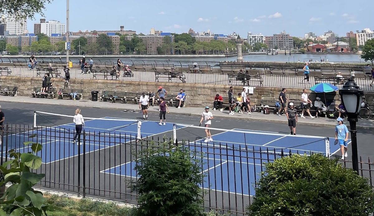 Carl Schurz Park Pickleball Courts - Photo 2