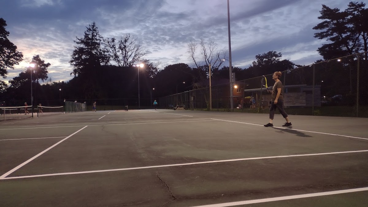 Carondelet Tennis Courts - Photo 3