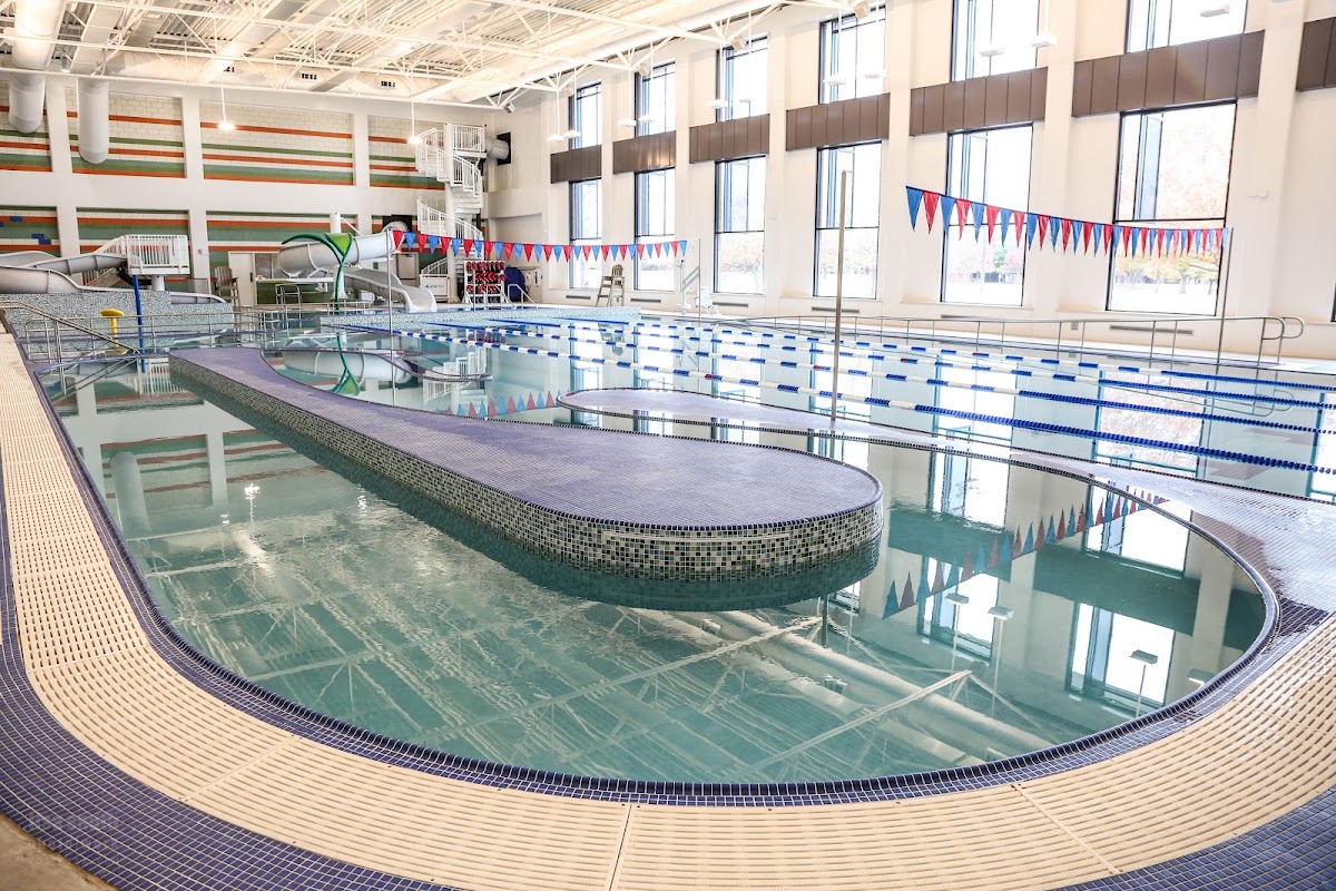Carpenter Park Recreation Center - Photo 2