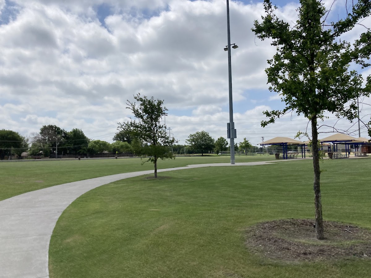 Carpenter Park Recreation Center - Photo 3
