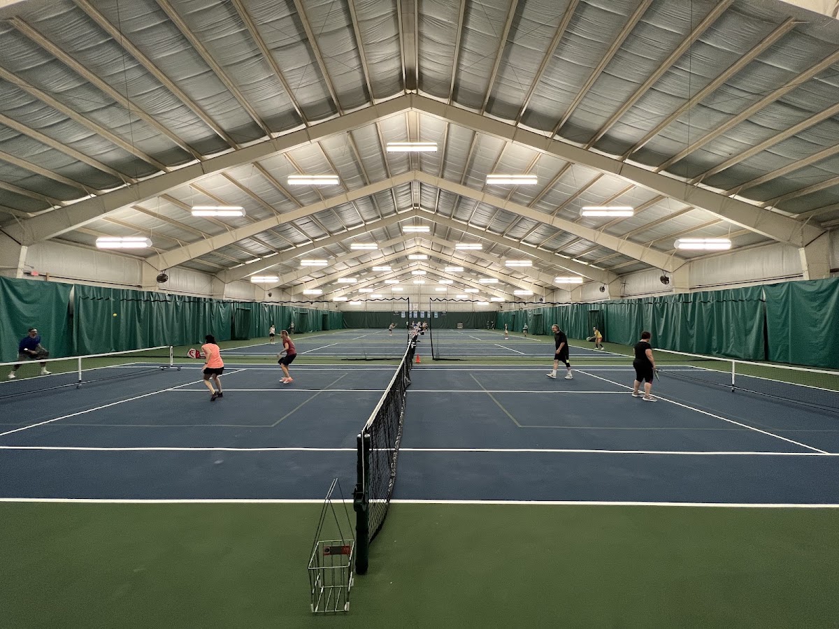 Center Court Tennis Club - Photo 2