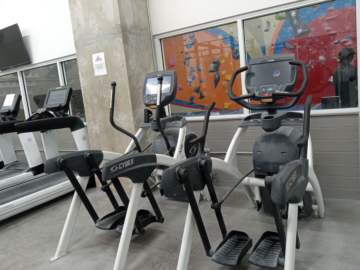 Central Rock Gym - Midtown - Photo 2