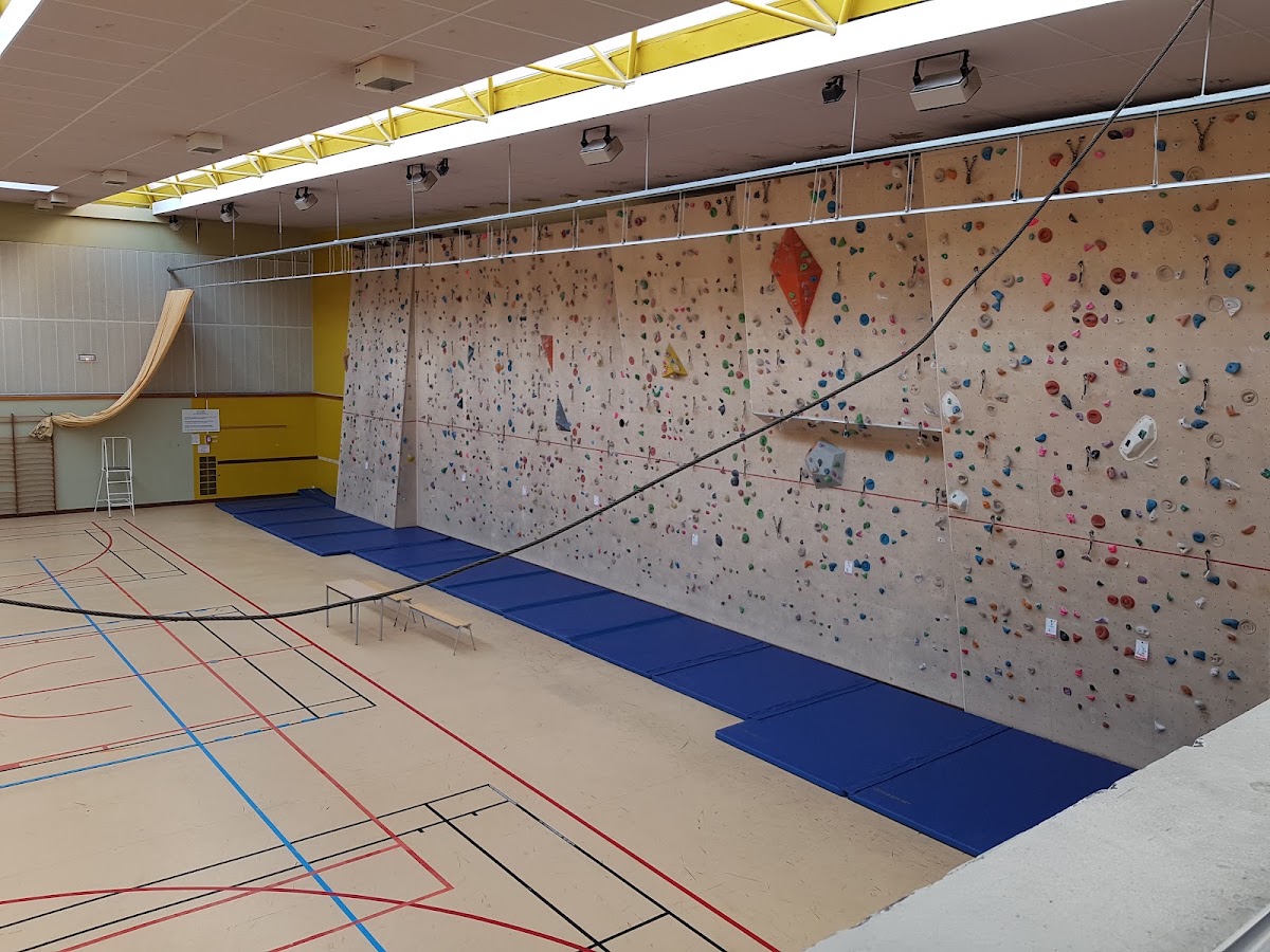 Centre sportif Croix Nivert - Photo 1