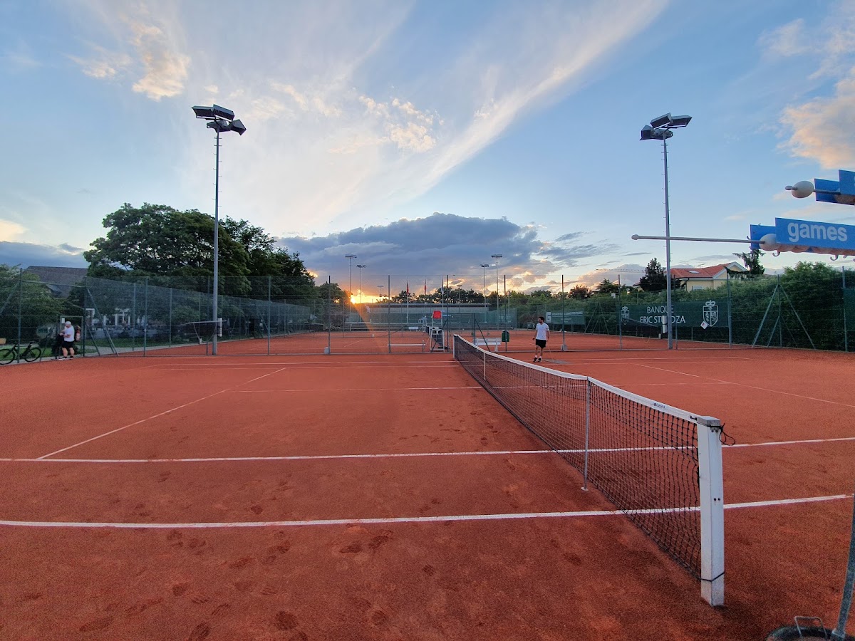 Centre sportif de Cologny - Photo 3