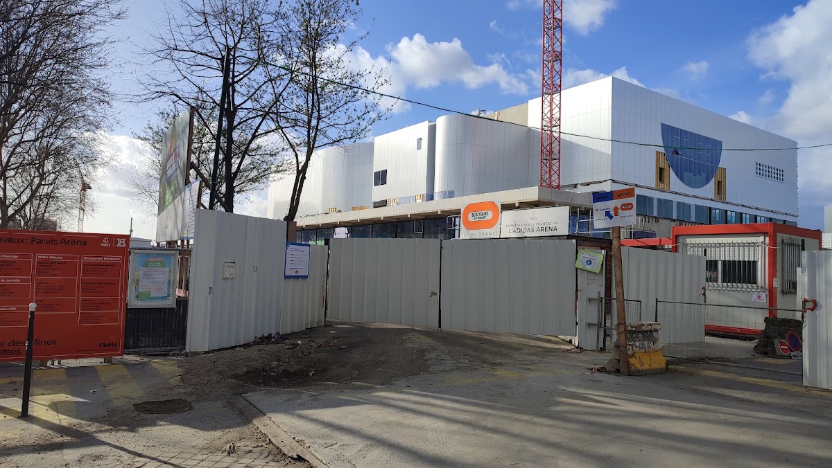 Centre Sportif de la Porte de la Chapelle - Photo 2