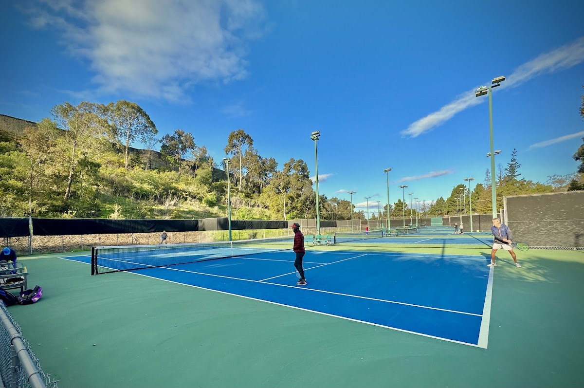 Chabot Canyon Racquet Club - Photo 2
