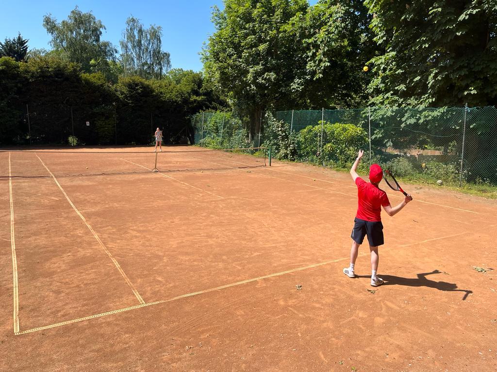 Chantry Tennis Club - Photo 3