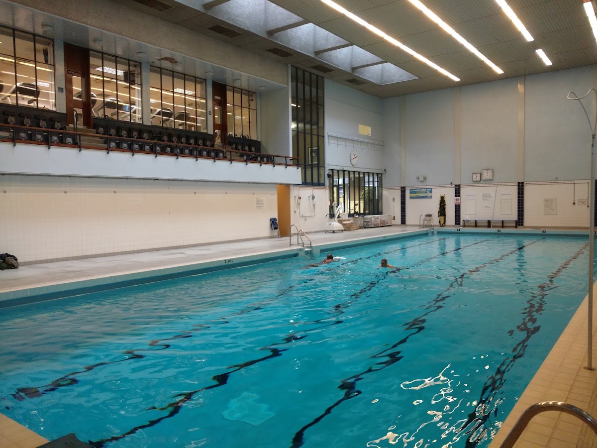 Charing Cross Sports Club - Photo 2