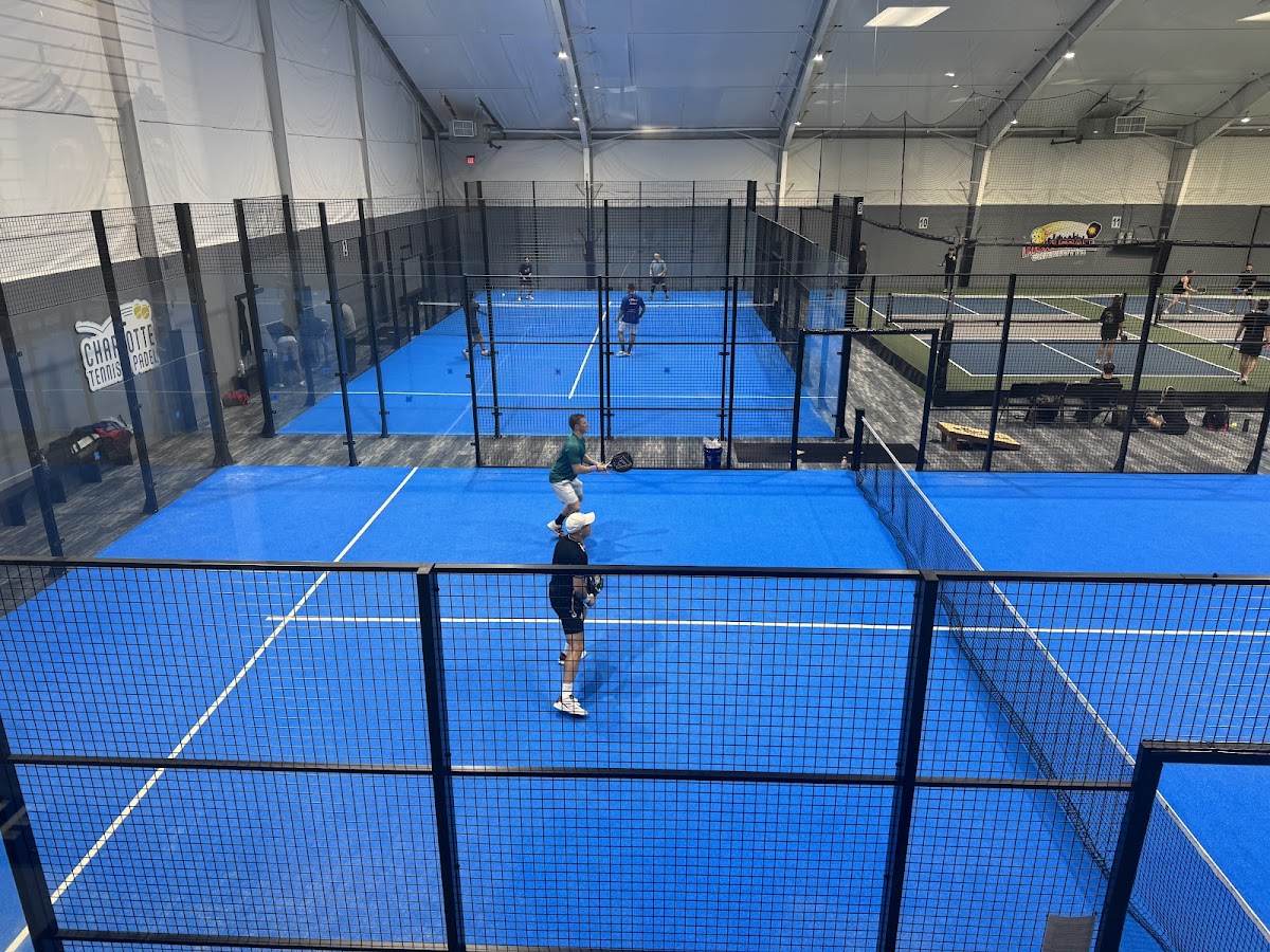 Charlotte Padel Club - Photo 3