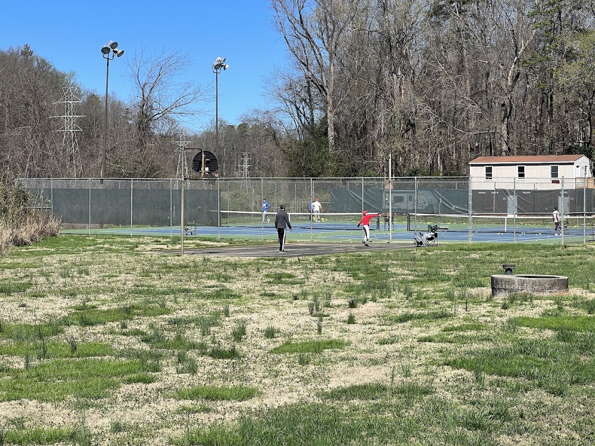Charlotte Tennis Academy - Photo 3