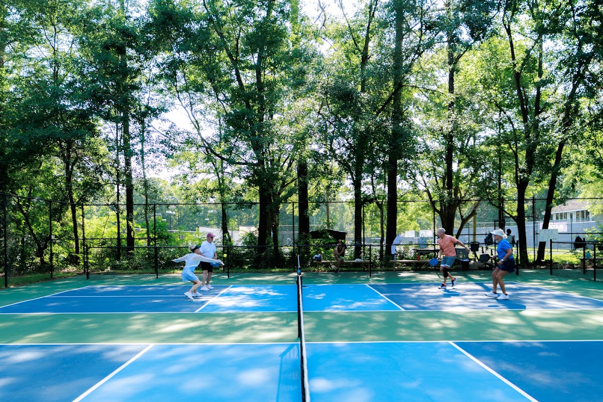 Chatham Racquet Club - Photo 2