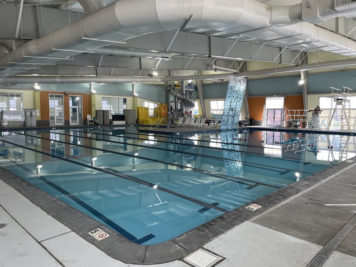 Cheyenne Aquatic Center - Photo 2