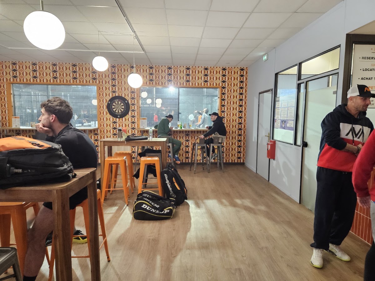 Chez PaPé Padel - Padel et Pétanque à Avignon
