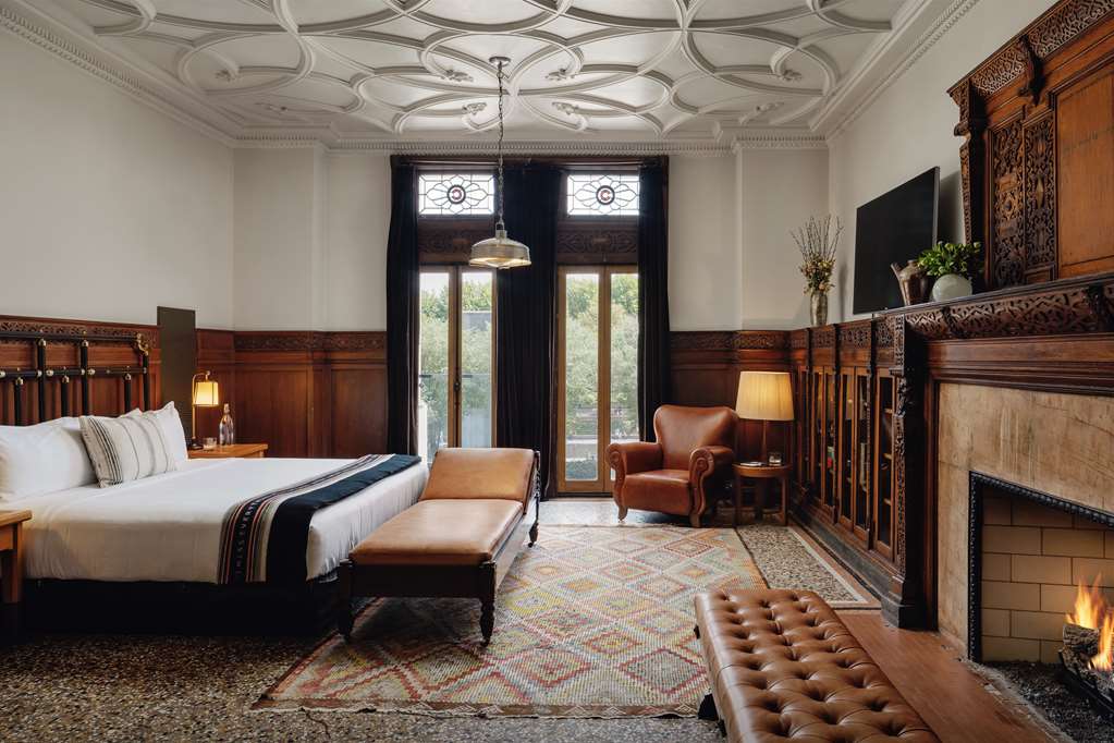 Chicago Athletic Association - The Unbound Collection by Hyatt - Photo 2