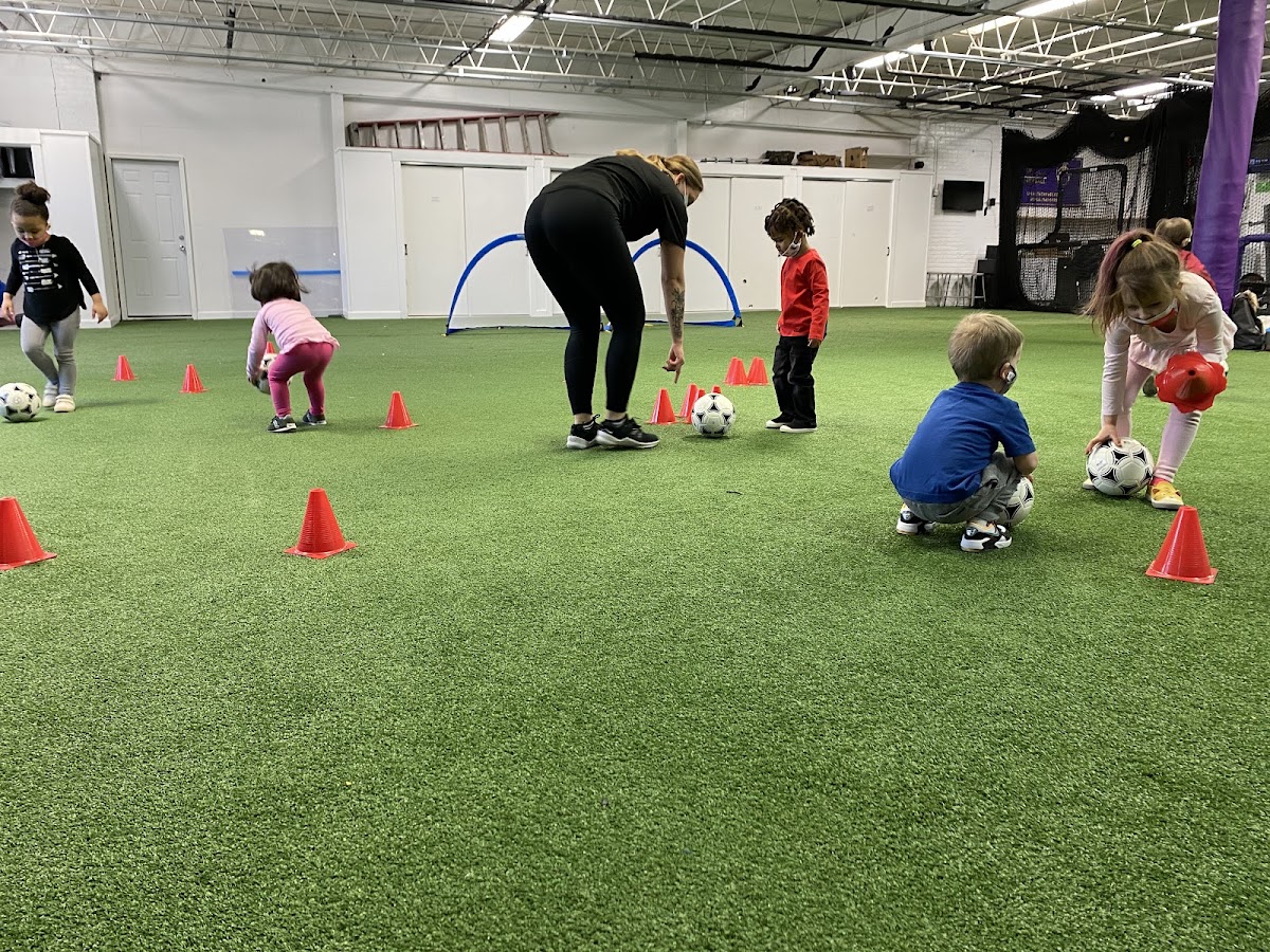 Chicago Sports Academy - Photo 2
