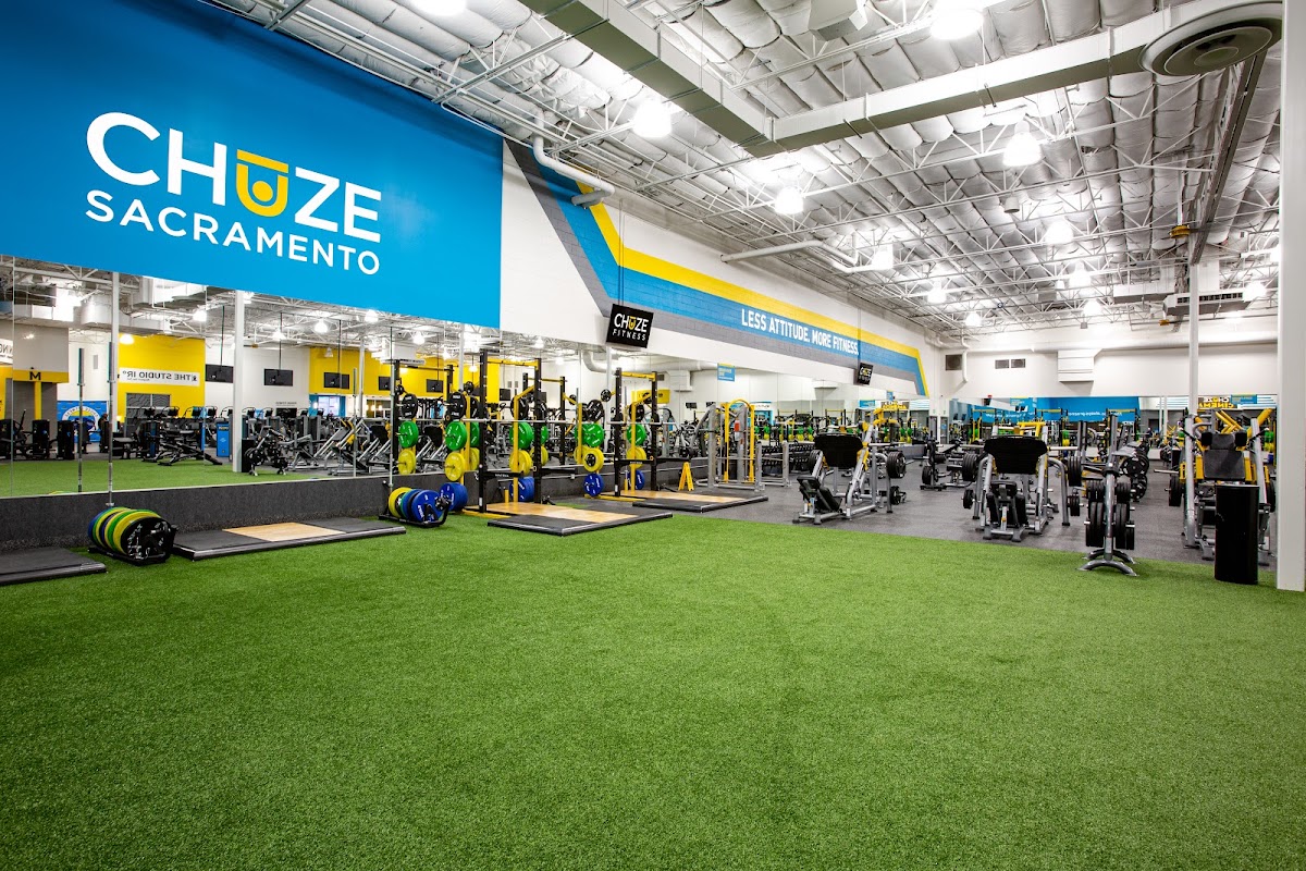 Chuze Fitness - Photo 1