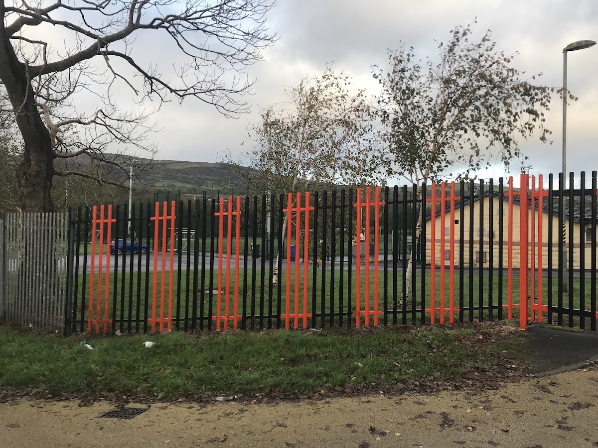 Clarendon Playing Fields - Photo 3