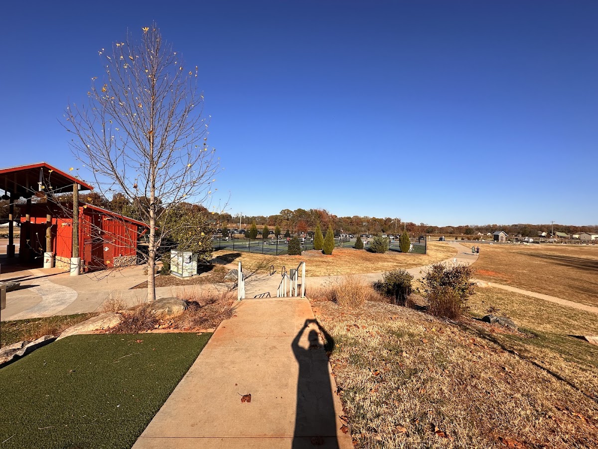 Clark's Creek Public Pickleball Courts - Photo 2